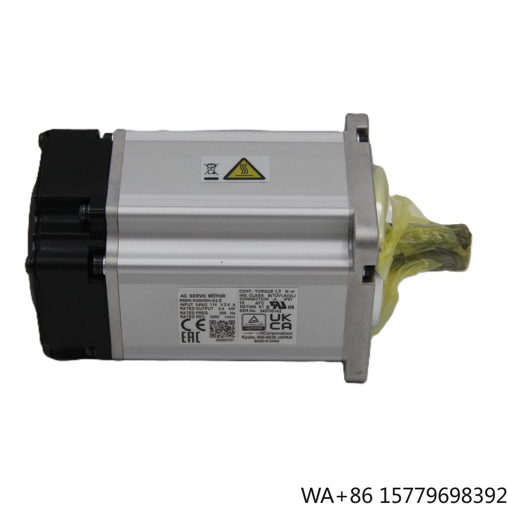 Power Inverter - محرك سيرفو جديد تمامًا، طراز R88M-K40030H-S2،