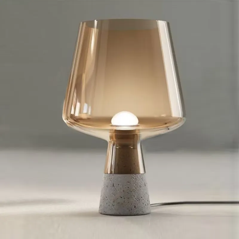 مصباح طاولة إسكندنافي إبداعي ب - مراجعة Solar Lamp وسعره