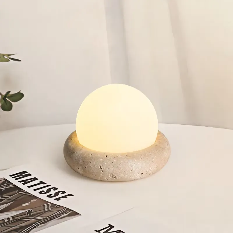 مصباح مكتب LED عصري بإضاءة بيض - مراجعة Solar Lamp وسعره