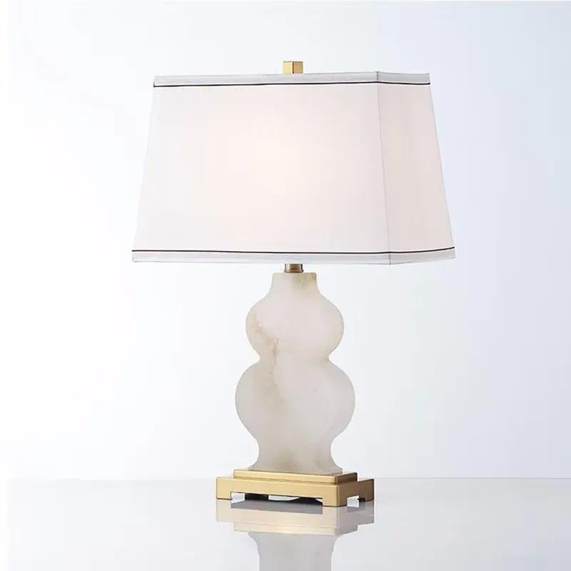 مصباح مكتب LED عصري بتصميم إبد - مراجعة Solar Lamp وسعره